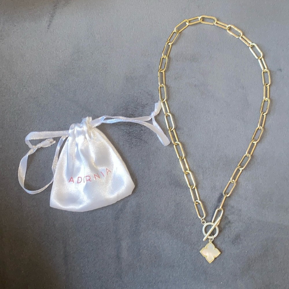 Adornia necklace